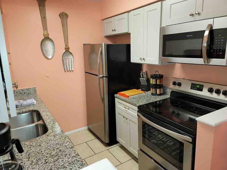 Elegant 2-Bedroom Pet-Friendly Villa W 2 Parking Spaces Hilton Head Island Buitenkant foto