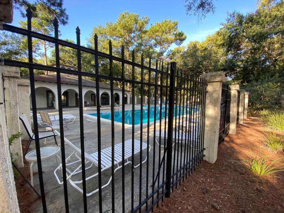 Elegant 2-Bedroom Pet-Friendly Villa W 2 Parking Spaces Hilton Head Island Buitenkant foto